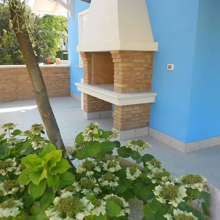 Homes In 25014 Holiday home
