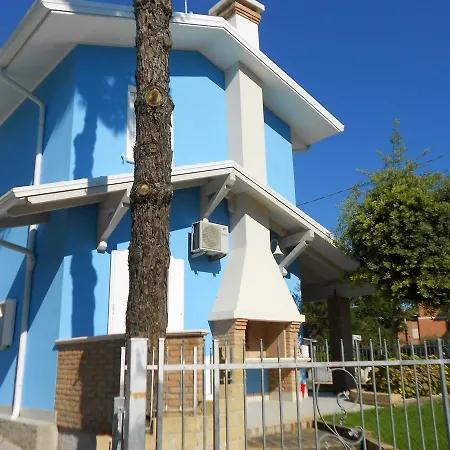Homes In 25014 Holiday home
