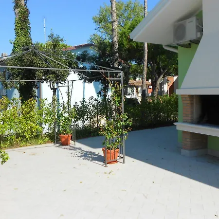 Homes In 25014 Holiday home Rosolina Mare
